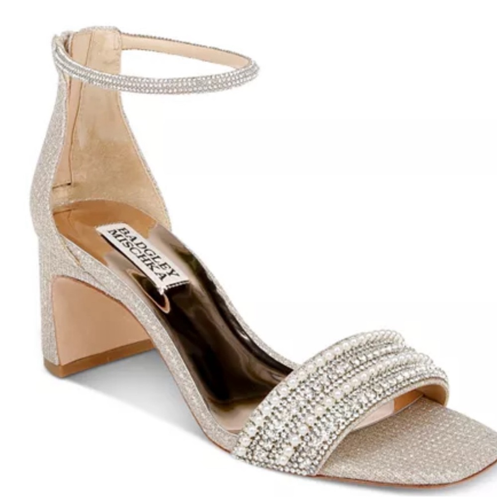 Badgley Mischka Kameryn Embellished Strap Pale Gold Heeled Sandals Women 8 NWOB